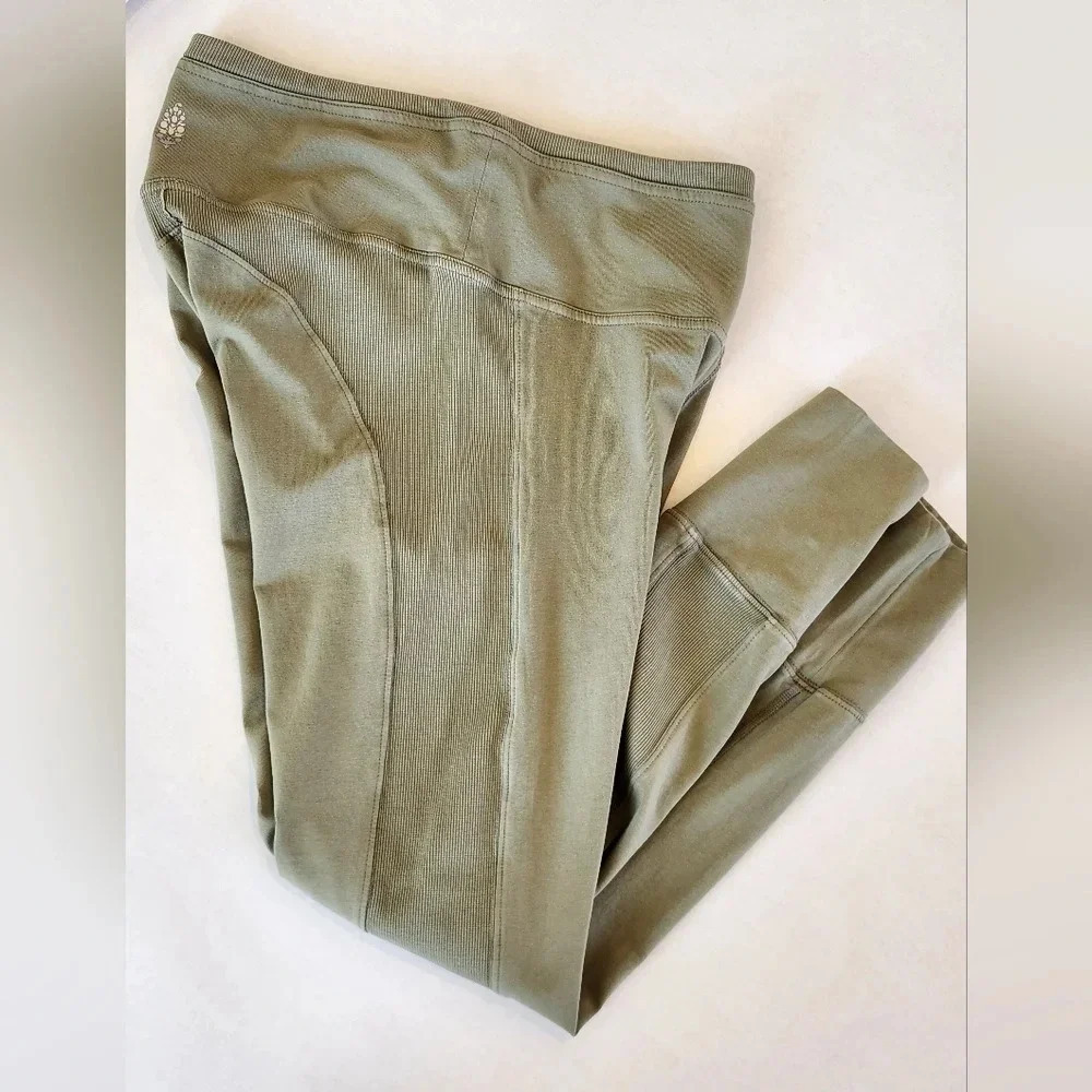 NWOT || FREE PEOPLE INTIMATELY || joggers - Picture 4 of 5